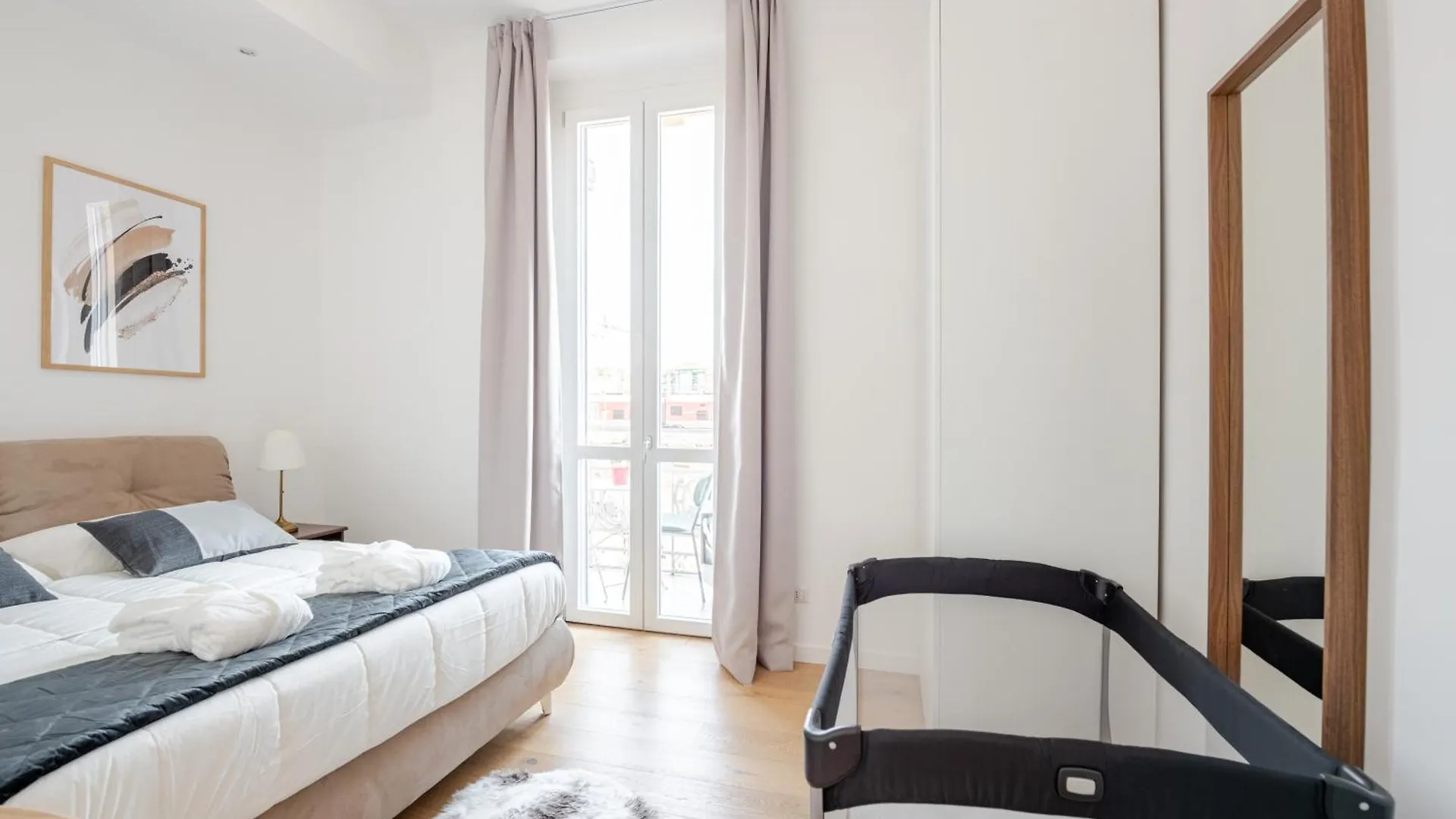 Milan Central Luxury Apartment